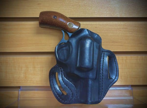 32 H&R MAG MODEL R73 WITH HOLSTER - Image 3